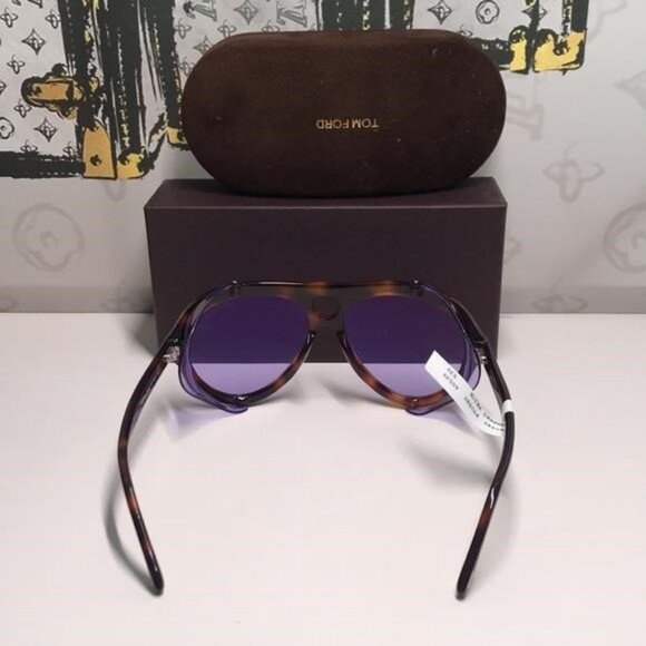 New Authentic Tortoiseshell Sunglasses with Purple Lenses TF882 53y - Picture 12 of 13